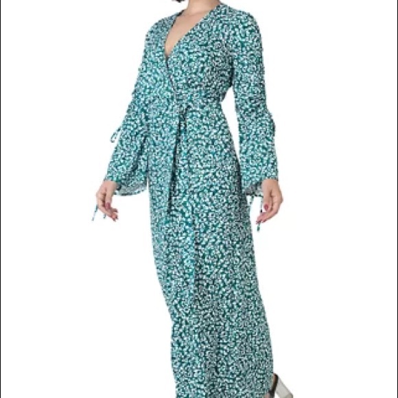 NWOT Green printed Maxi Dress, Size Small - Picture 2 of 3